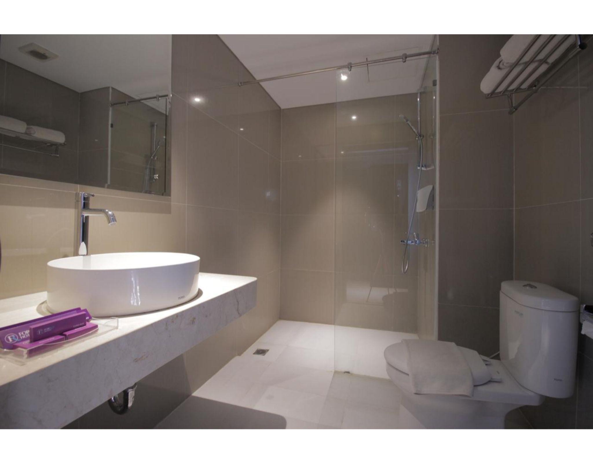 Forriz Hotel Джокьякарта Экстерьер фото